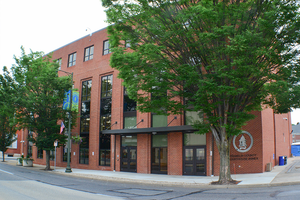 The Franklin County Courthouse Annex Building exterior.